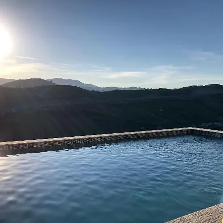 بيت ضيافة Casa Do Romezal