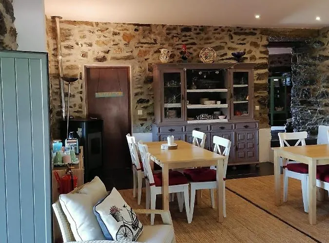 بيت ضيافة Casa Do Romezal *