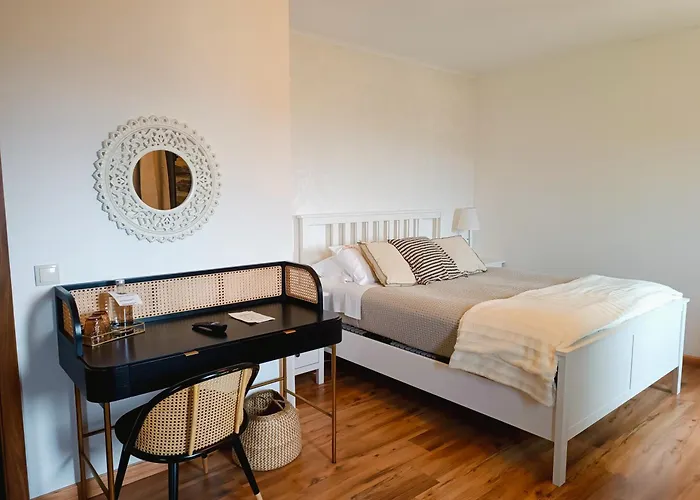 Casa Do Romezal 게스트하우스 *