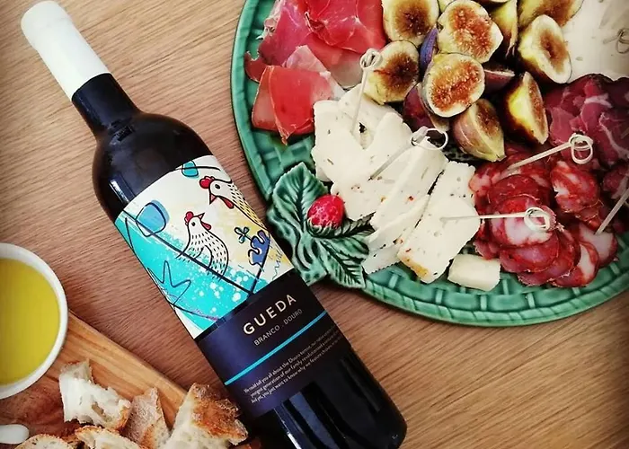 Casa Do Romezal بيت ضيافة *